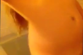 Video de hombre clabando el pene a la mujeres